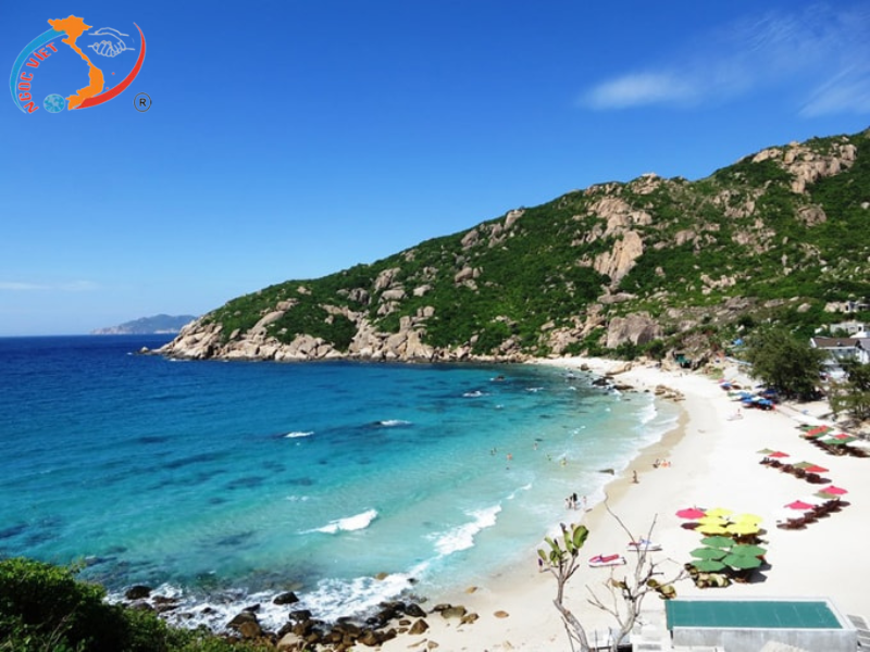 TOUR CAM RANH - ĐẢO BÌNH BA (TÔM HÙM 1 KHÁCH 1 CON) 3N2Đ - XE LIMOUSINE